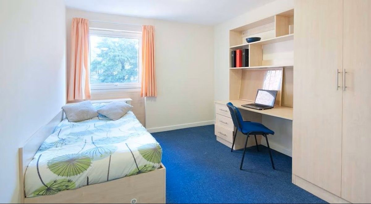 Ground Floor Ensuite Plus